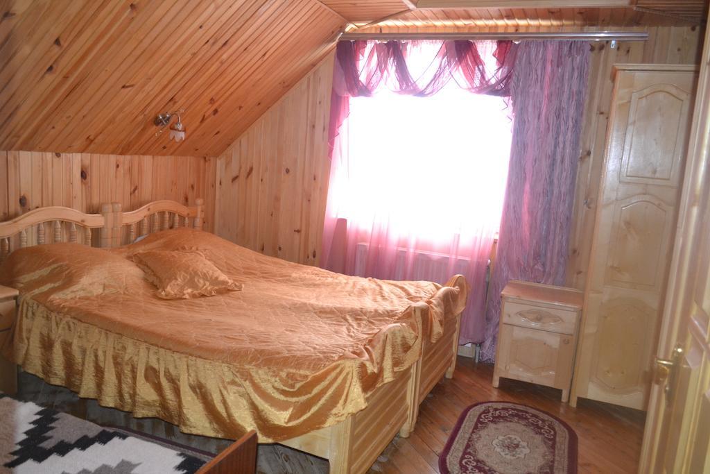 Sadyba Hatynka Yaremche Quarto foto