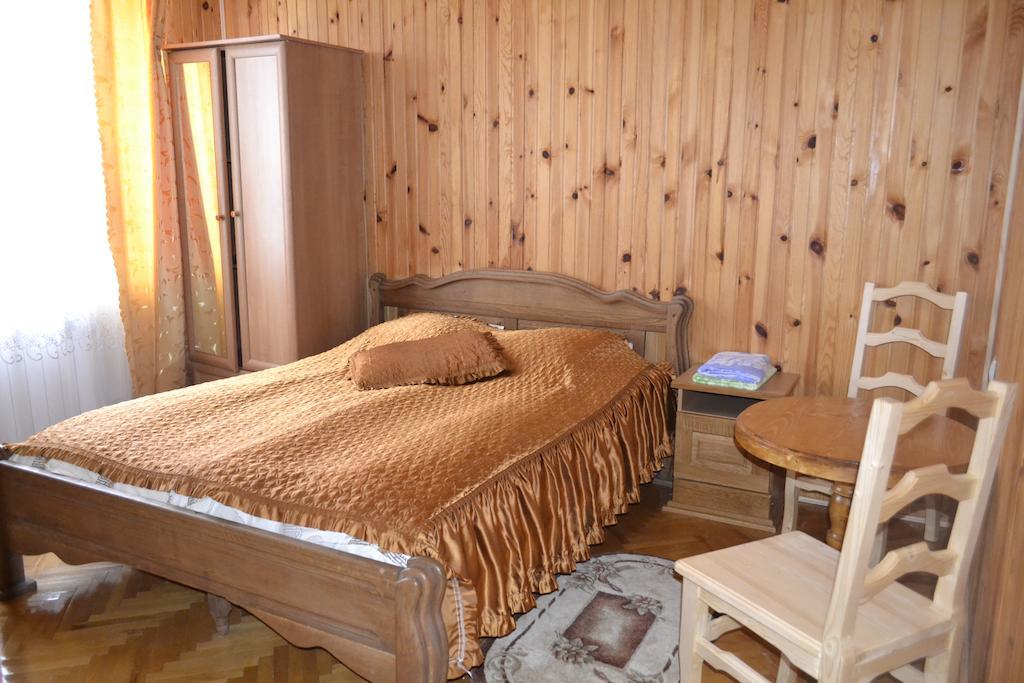 Sadyba Hatynka Yaremche Quarto foto
